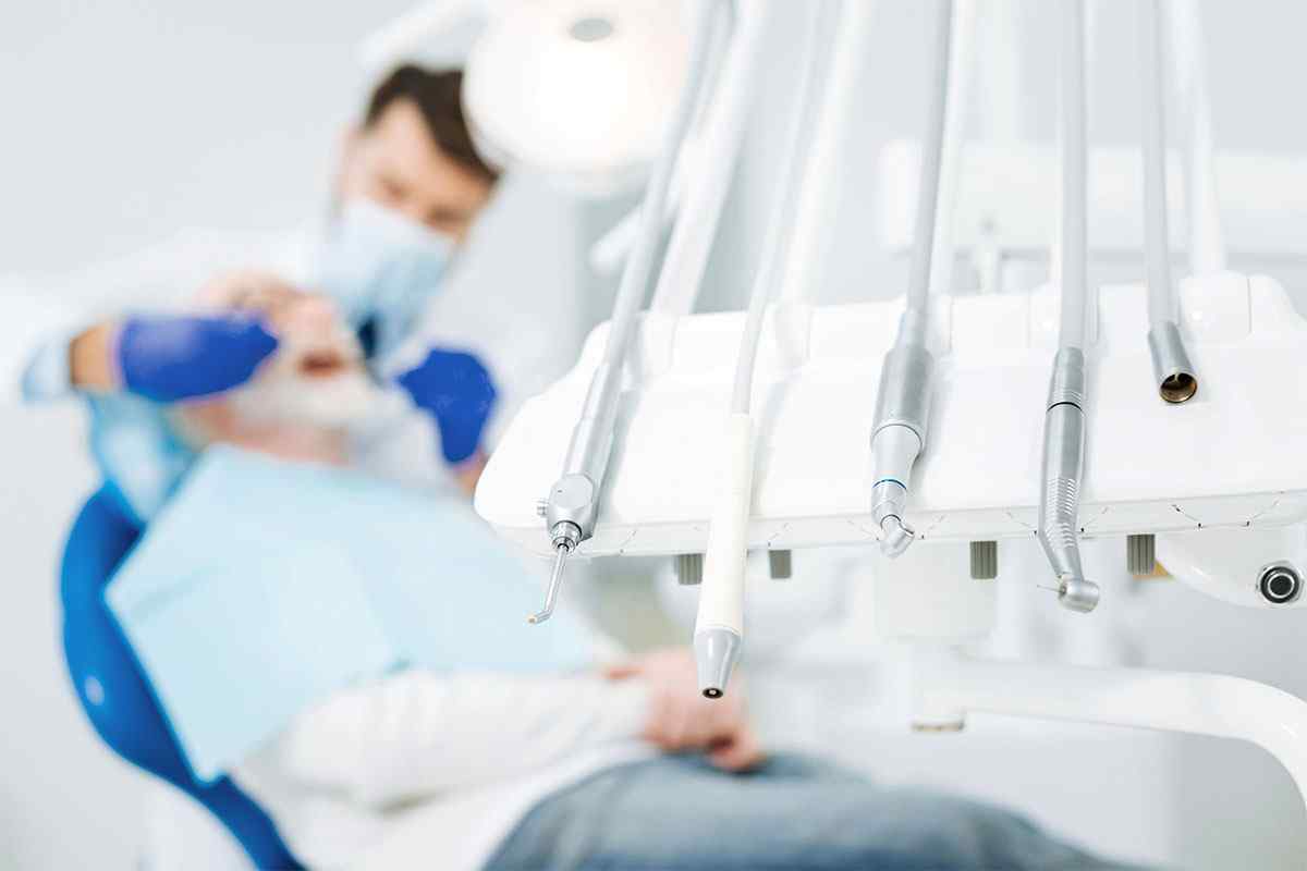 https://emergencydentistlouisvilleky.com/wp-content/uploads/2020/01/home-services.jpg