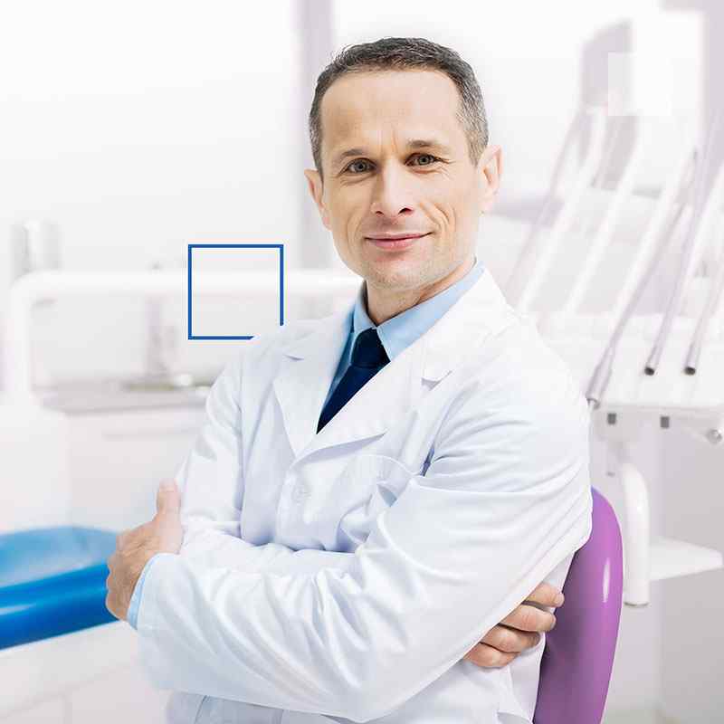 https://emergencydentistlouisvilleky.com/wp-content/uploads/2020/01/people-03.jpg