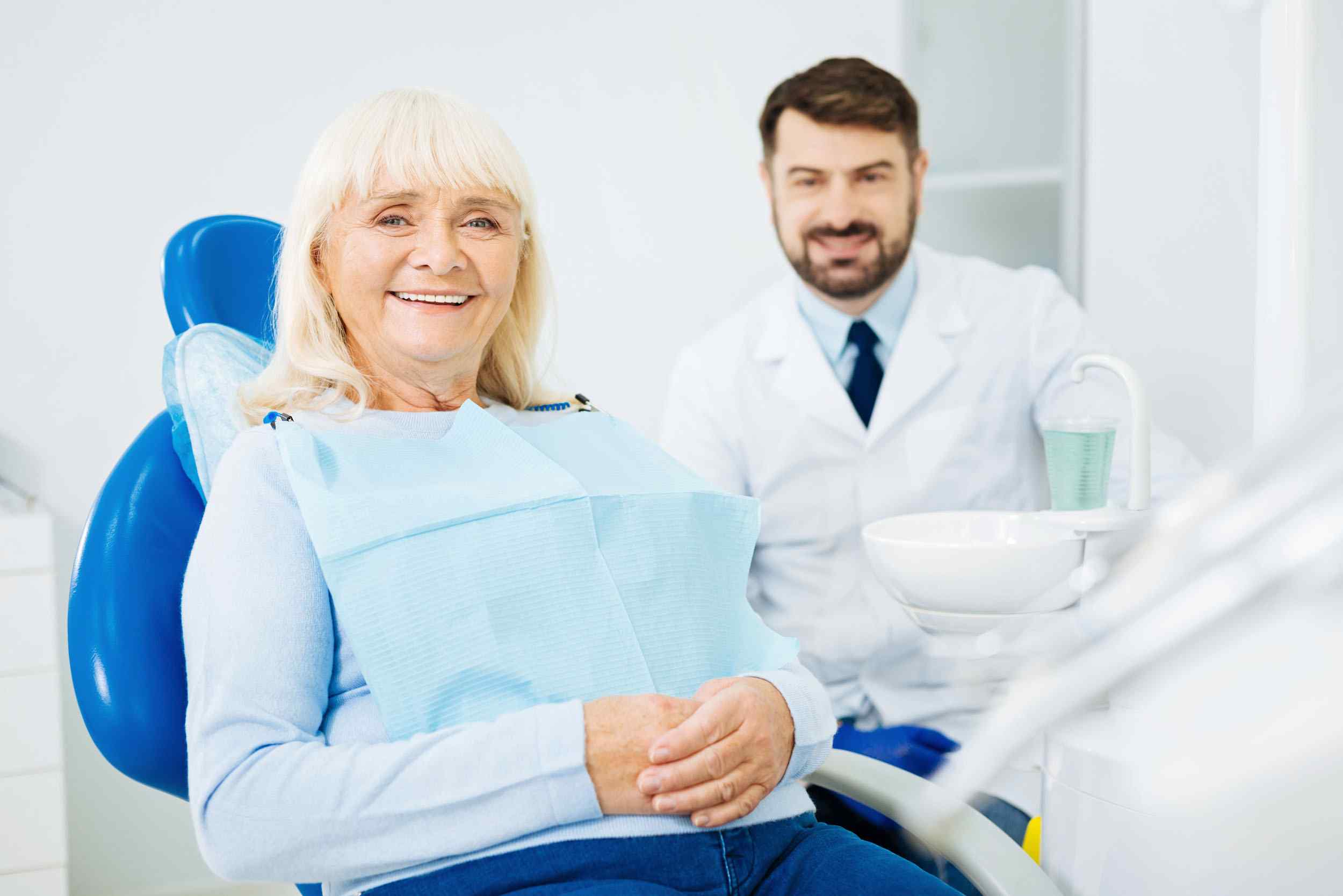 https://emergencydentistlouisvilleky.com/wp-content/uploads/2020/02/smile.jpg